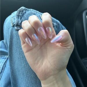 Press on nails